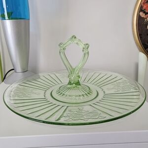 Hocking Green Mayfair Glass Sandwich Server UV Reactive